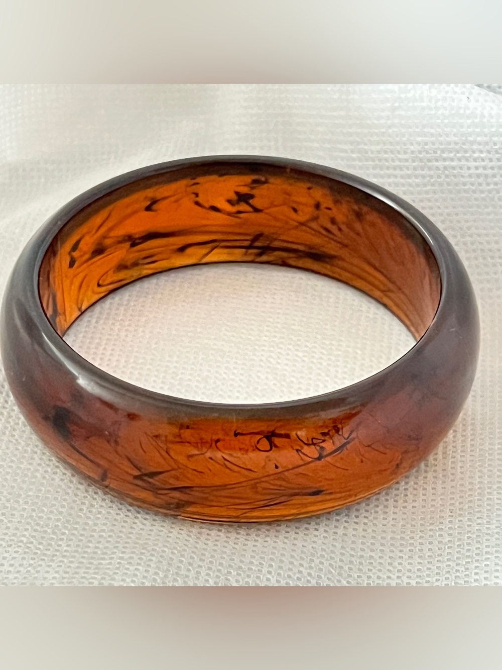 Vintage Bakelite Prystal Tortoise Bangle Bracelet Root Beer Marbled Chunky